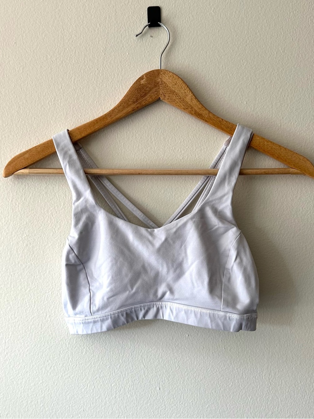 Lululemon Free To Be Serene Bra White Size 4